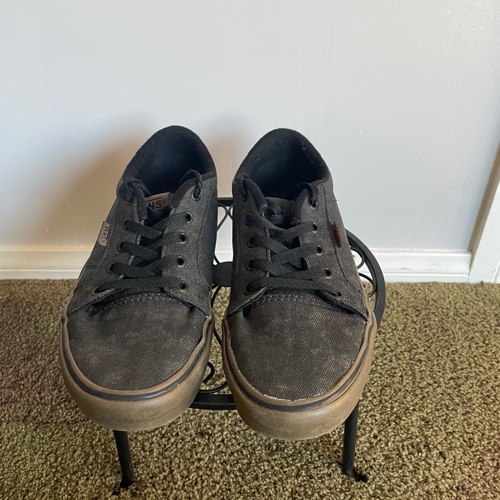 Vans Bishop in Waxed Denim - Black Gum, size 10.